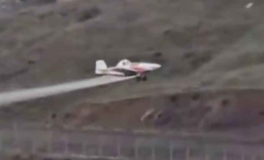 Israeli Planes Are Spraying Syrian Farms Near The Front With Mysterious Chemicals (Videos)