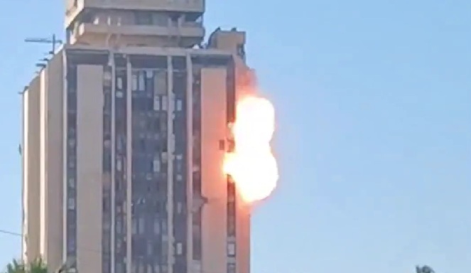 Besieged In Hospital, Kurds Fight To Death As Their Drones Hit Syrian Army HQs In Aleppo (Videos)