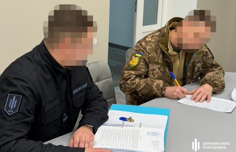 Ukraine Purges Recruiters Amid Army Mobilization Crisis