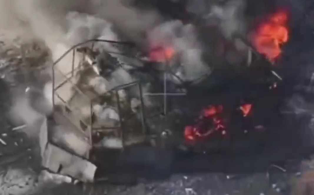 Russian Army Approaches Slovyansk From Two Directions (Videos)