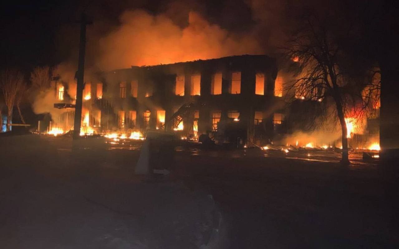 Mutual Strikes on Critical Infrastructure: Russia Strangles Ukraine’s Power Grid, Kyiv Hits with Flamingo Missiles