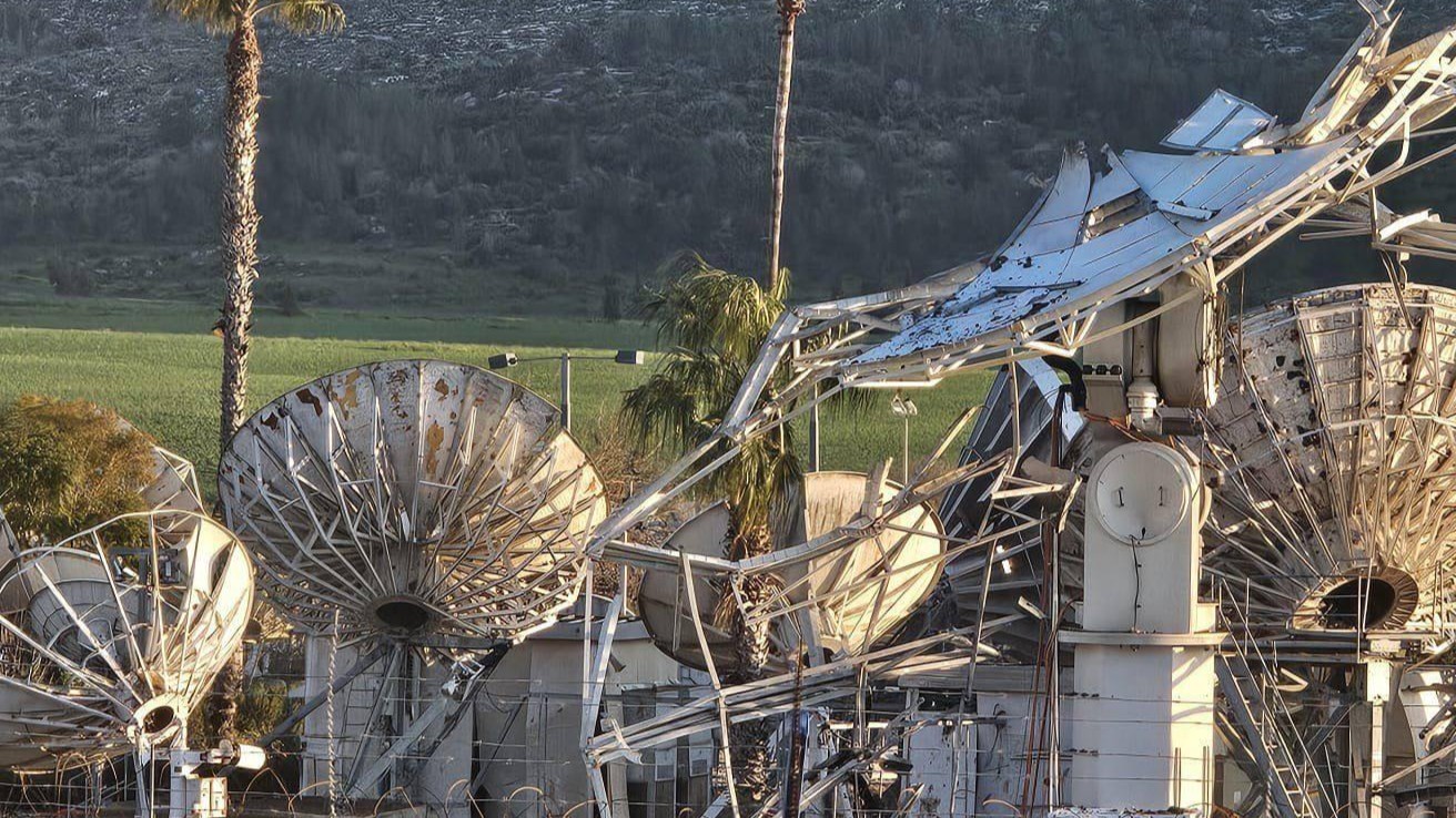 Hezbollah Rockets Hit Satellite Station In The Heart Of Israel, Wound Over 16 (Videos)