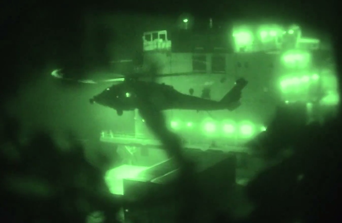 Iran Attacks U.S. Warships In Response To Vessel Seizure (Videos)